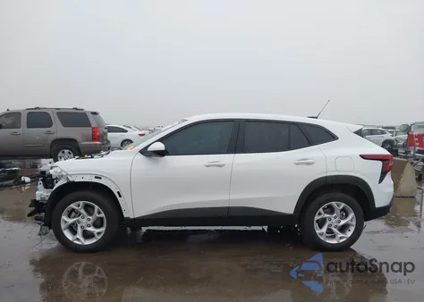 2025 Chevrolet Trax Fwd Ls from USA, damaged, VIN KL77LFEP3SC033782